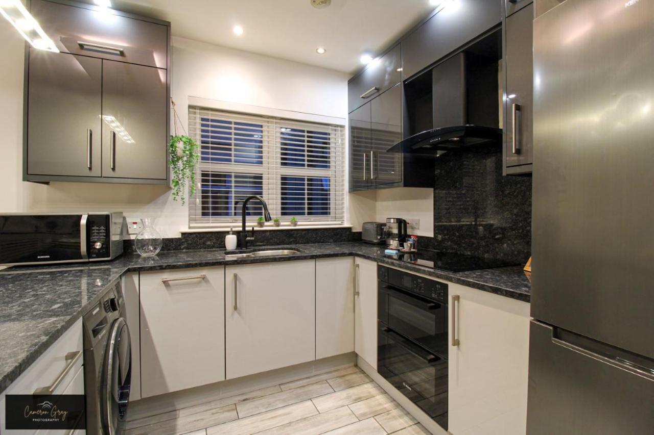 Nice 2 Bed House, Office, Wi-Fi, Free Parking Belfast Dış mekan fotoğraf