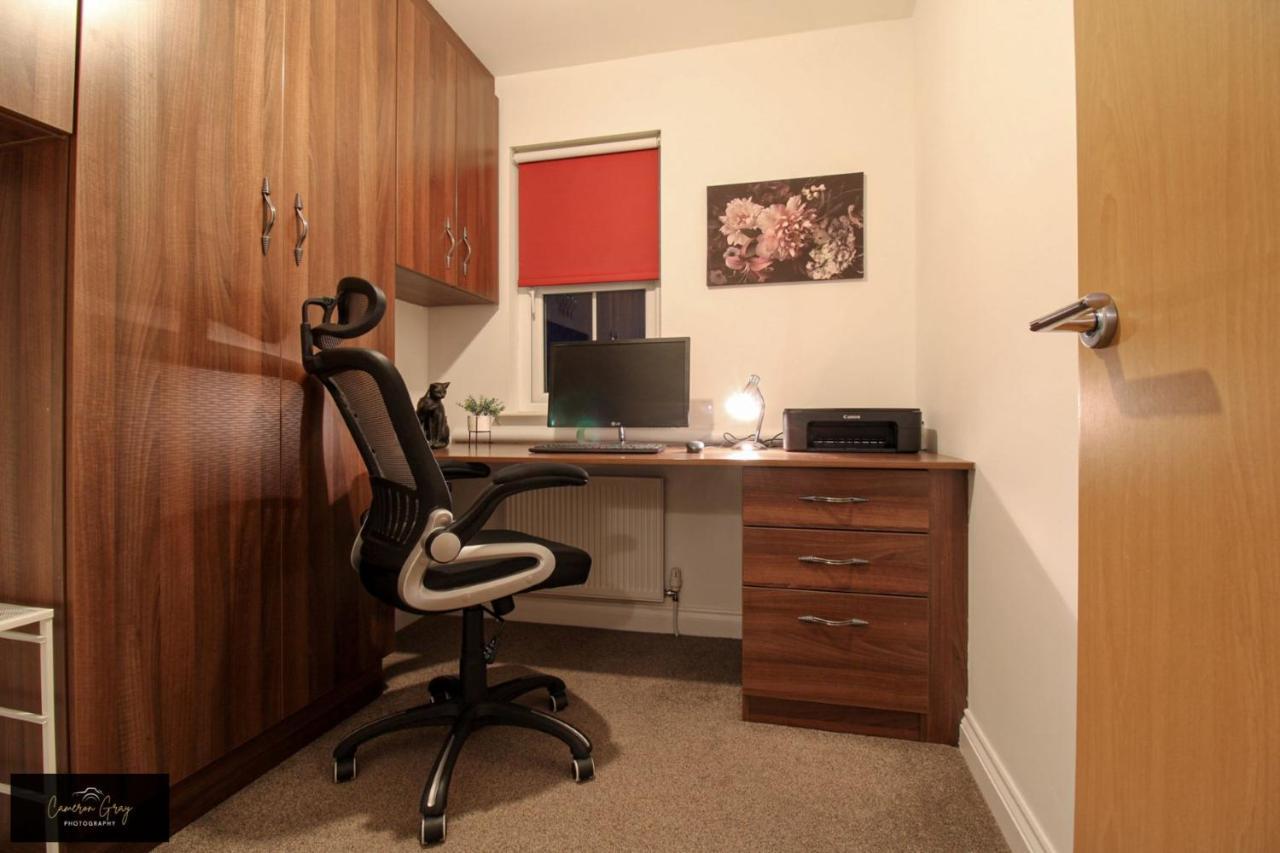 Nice 2 Bed House, Office, Wi-Fi, Free Parking Belfast Dış mekan fotoğraf